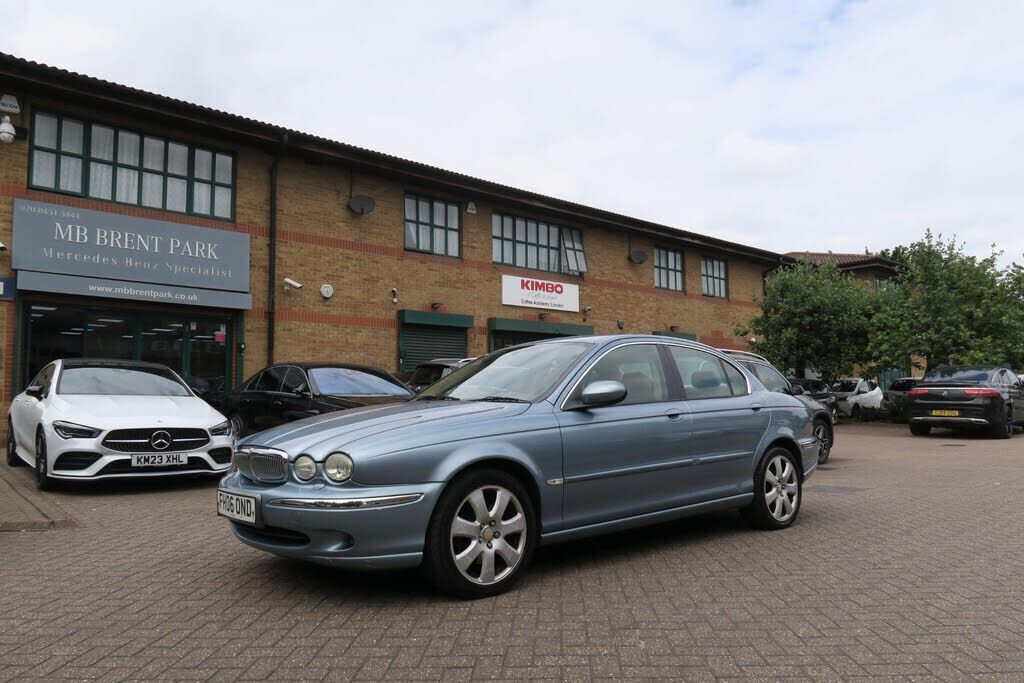 Jaguar X-Type