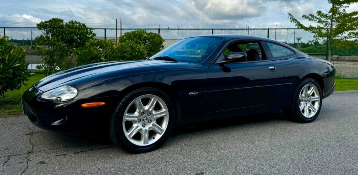 Jaguar XK8