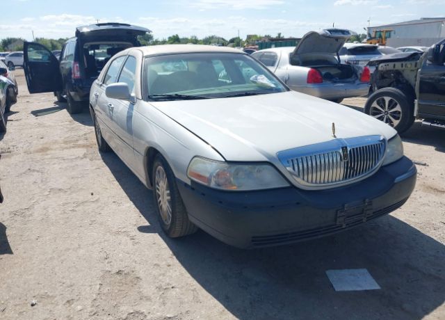 Lincoln Town Car