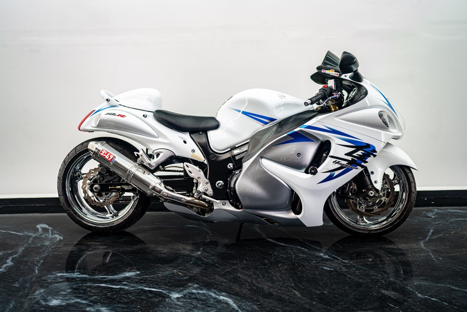 Suzuki GSX1300R