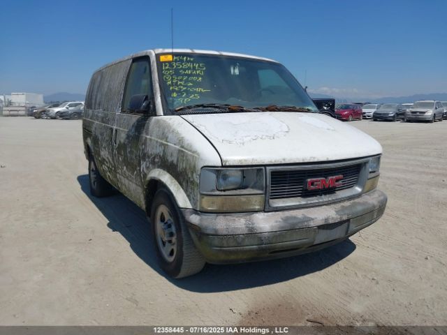 GMC Safari