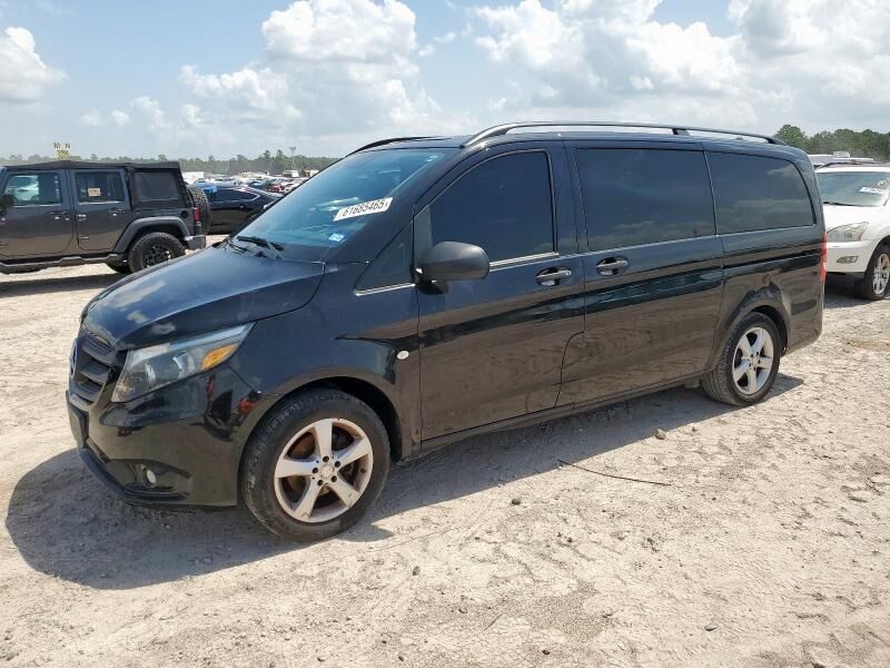 2016 MERCEDES-BENZ METRIS