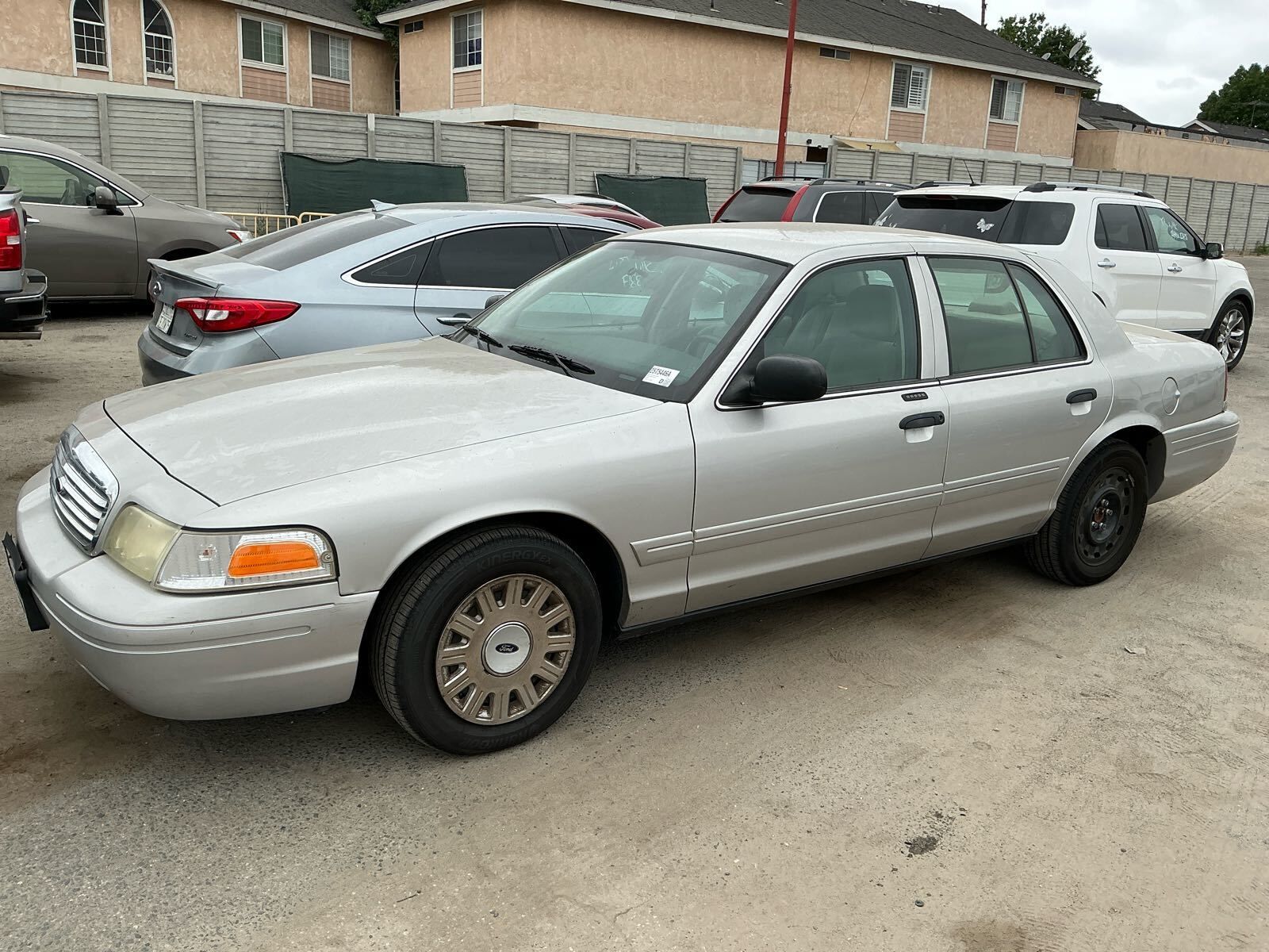 Ford Crown Victoria