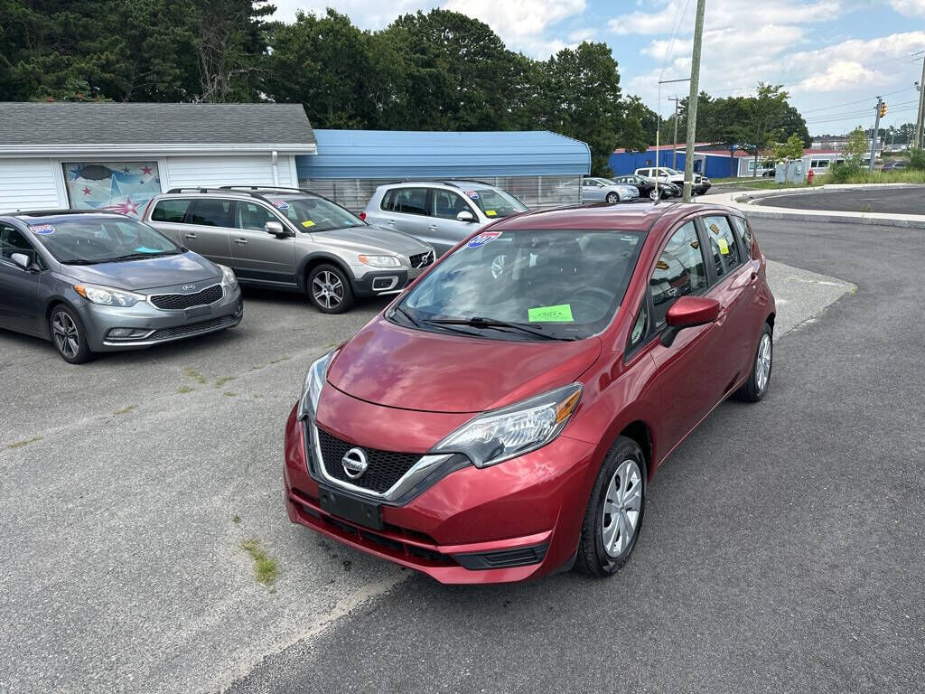 2017 NISSAN Versa