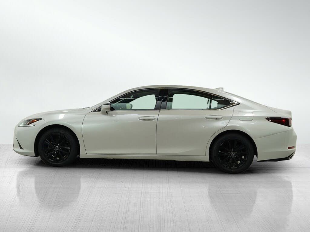 2019 Lexus ES