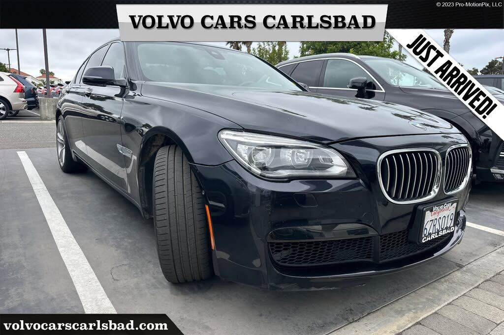 BMW 740i