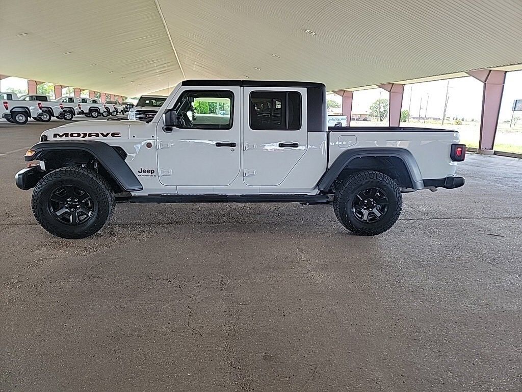 2023 JEEP Gladiator