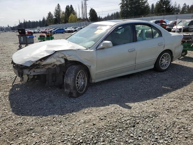 Mitsubishi Galant