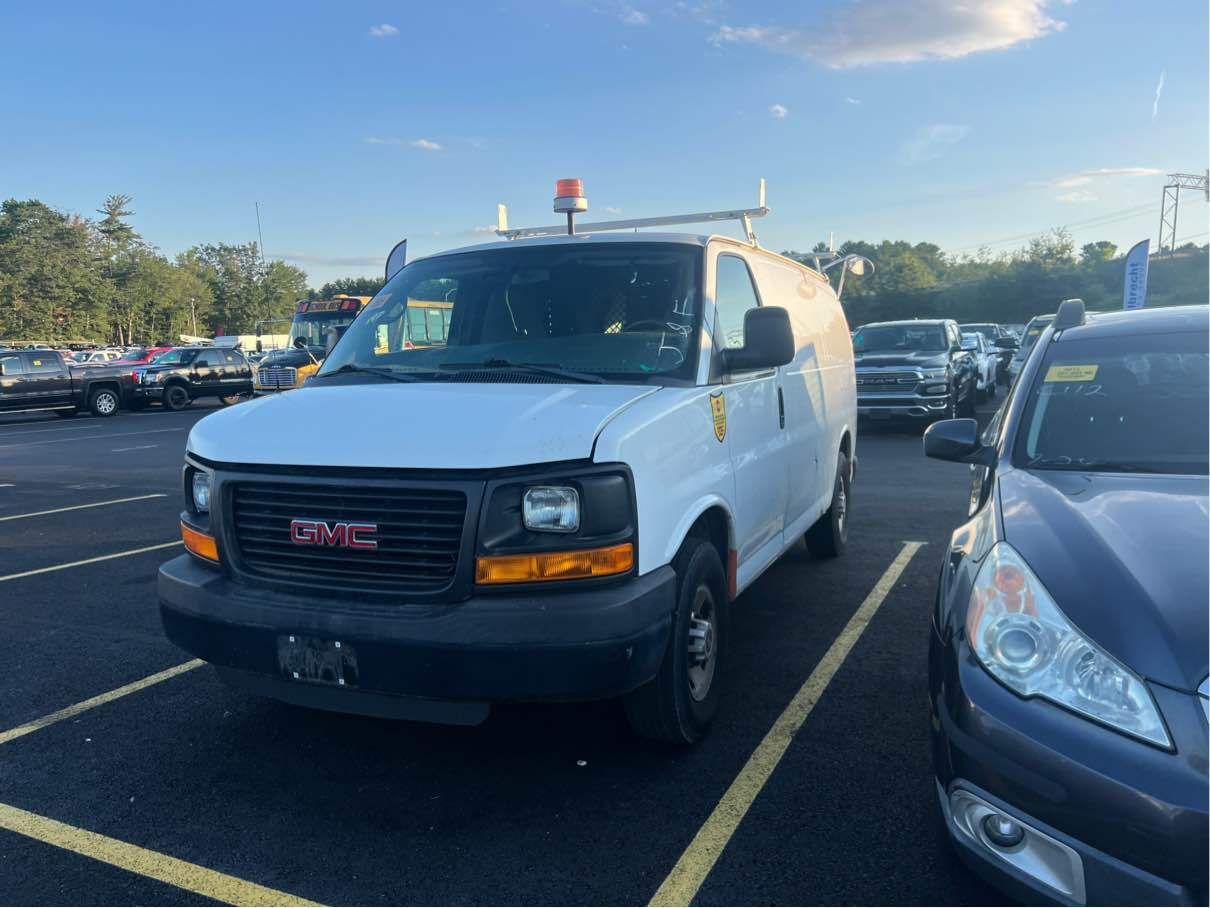 GMC Savana
