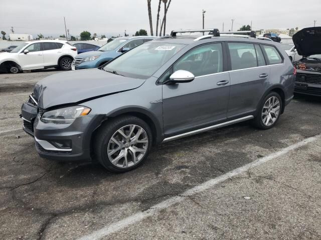 Volkswagen Golf Alltrack