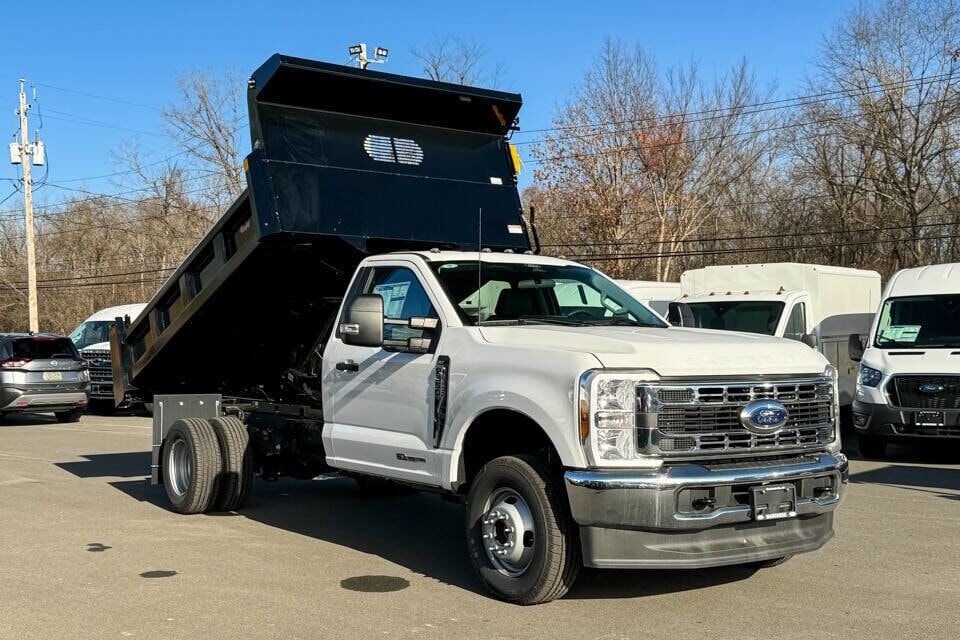 2024 FORD F-350