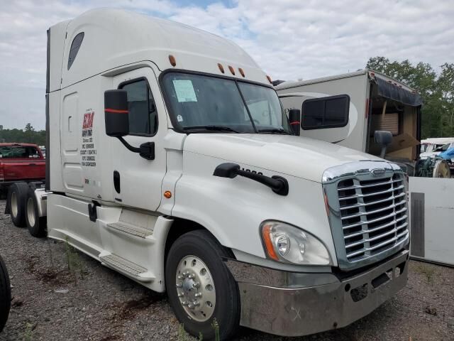 2016 FREIGHTLINER Cascadia