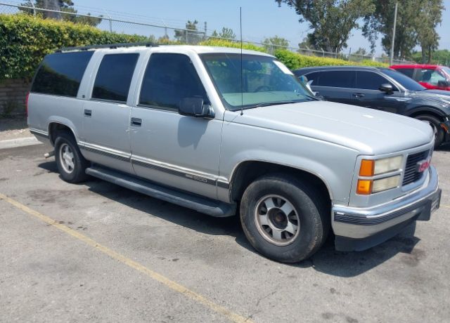 GMC Suburban