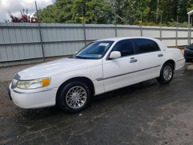 Lincoln Town Car
