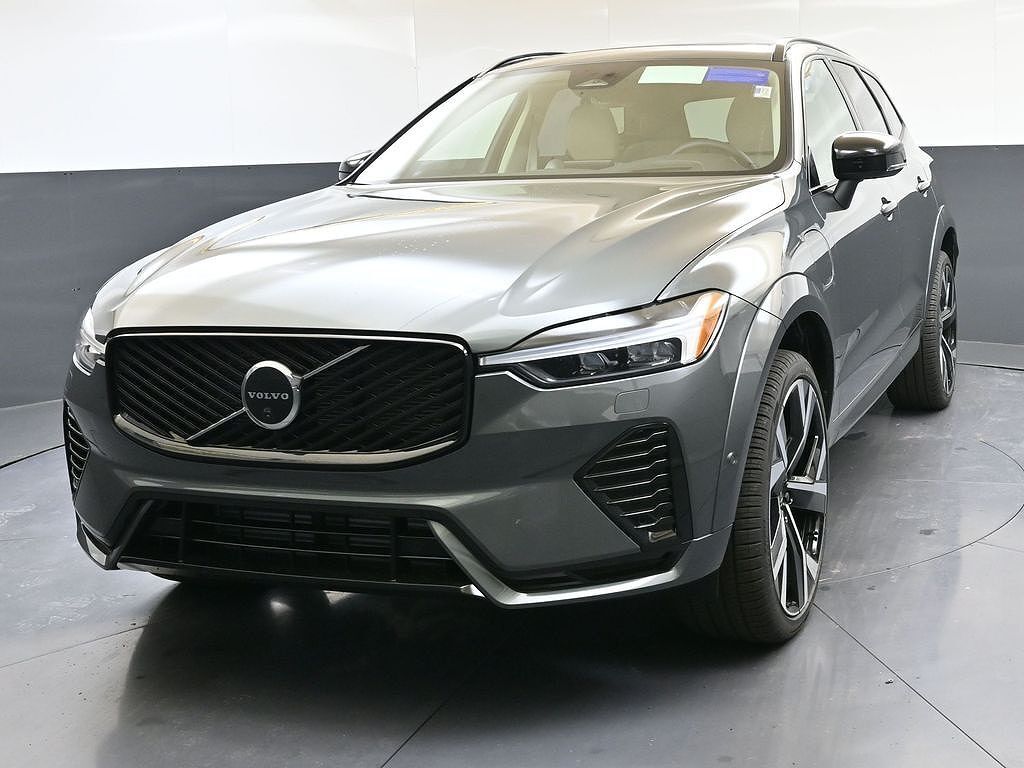 2026 VOLVO XC60