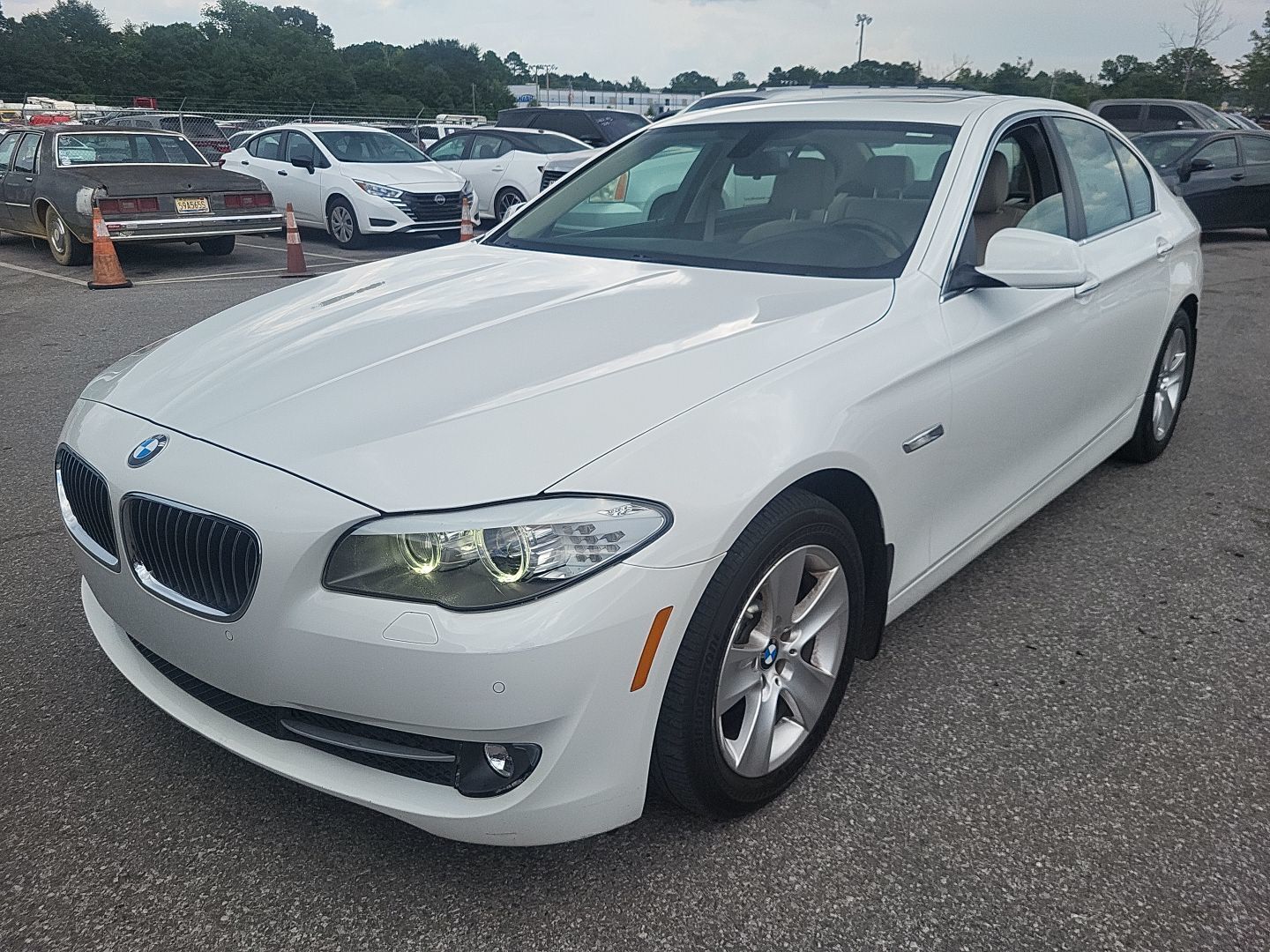 BMW 528i