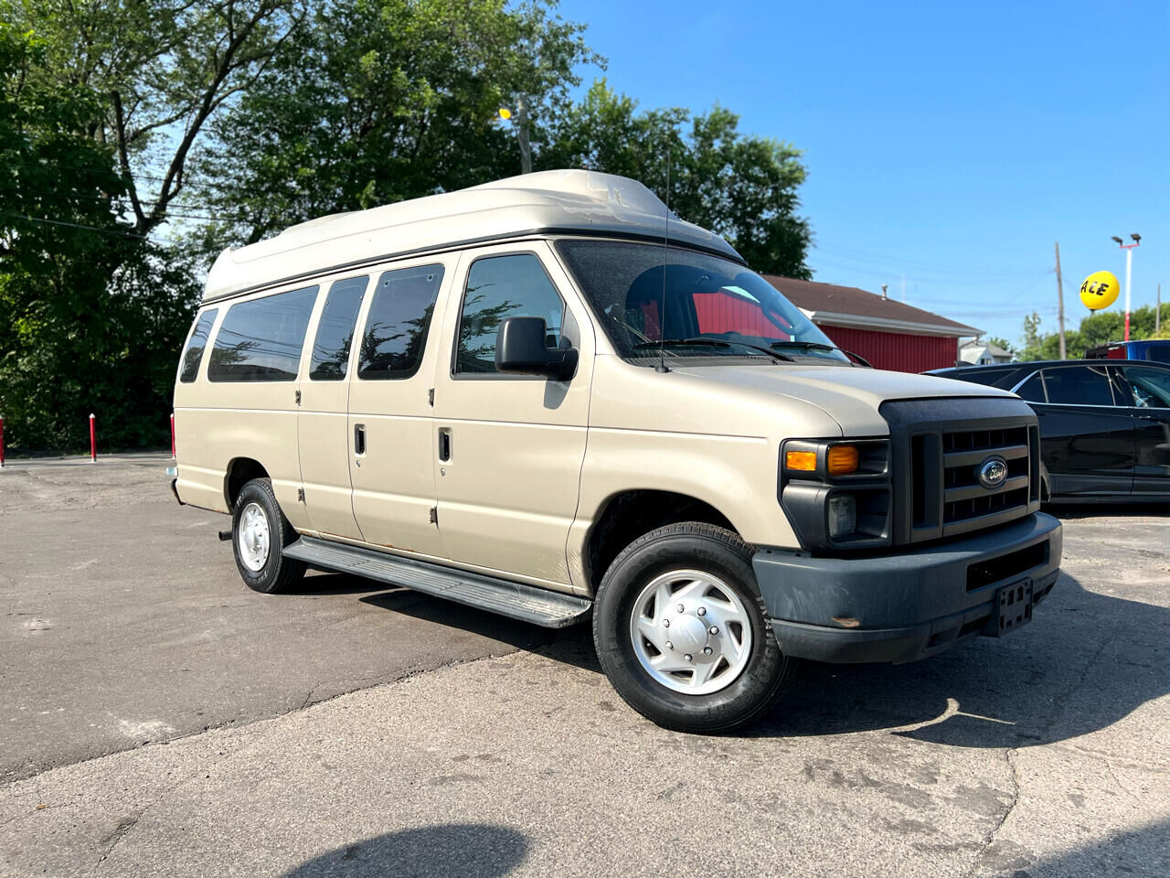 Ford E-350