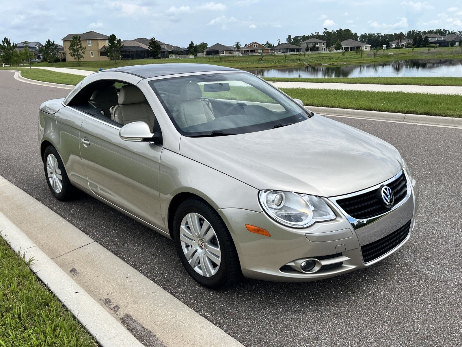 Volkswagen Eos