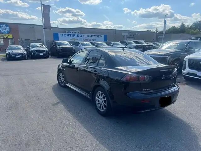 Mitsubishi Lancer
