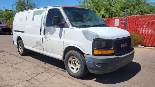GMC Savana
