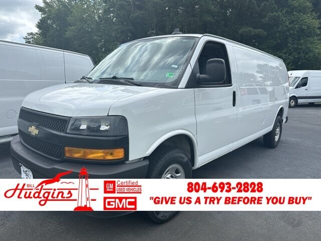 2022 CHEVROLET Express