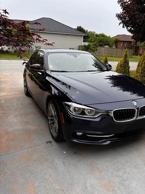 BMW 320i