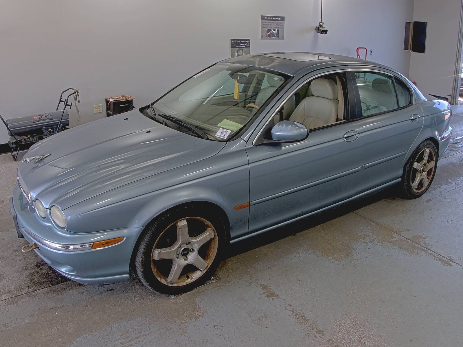 Jaguar X-Type