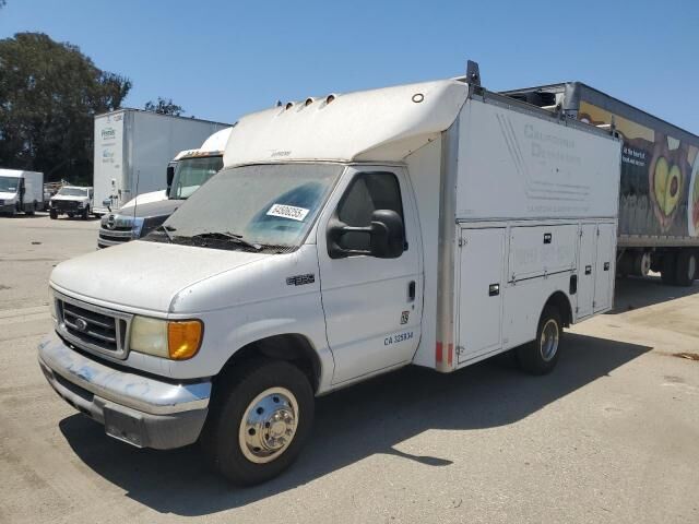 Ford E-350