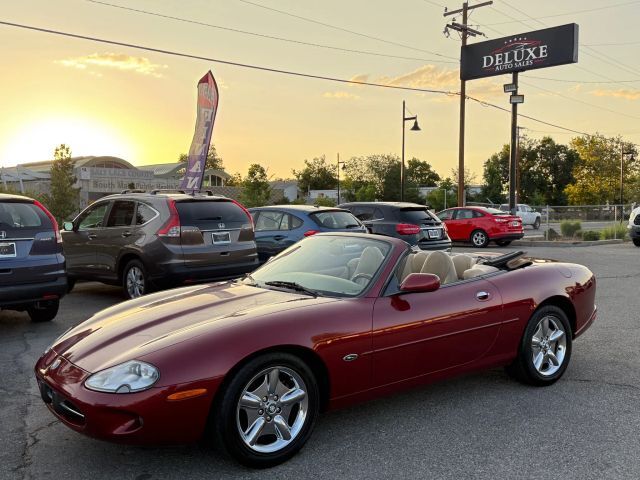 Jaguar XK8