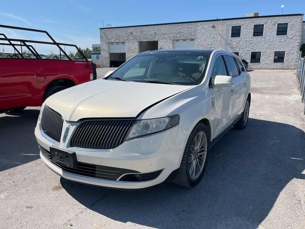 Lincoln MKT