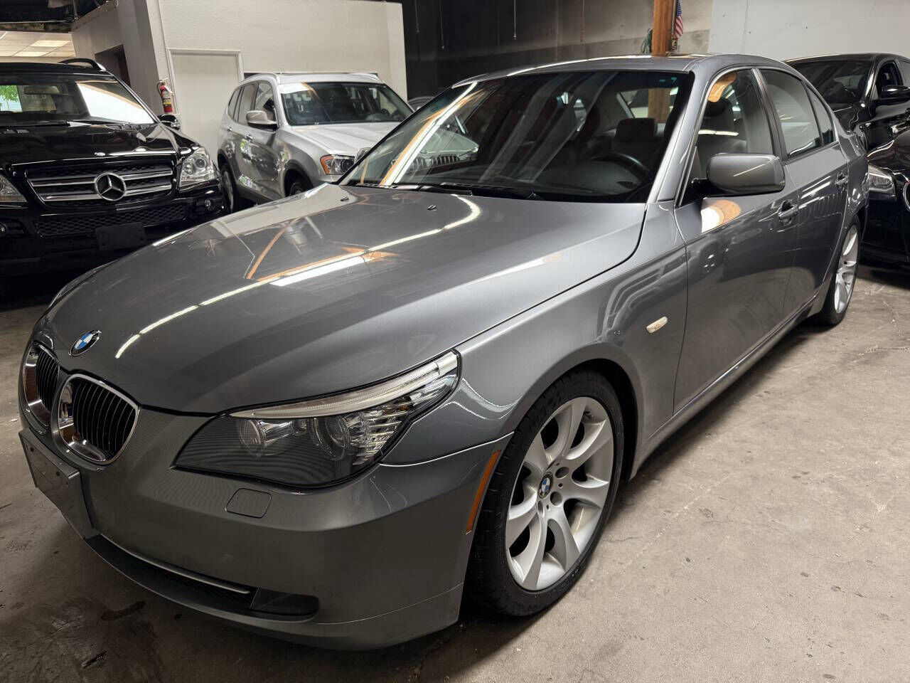BMW 535i