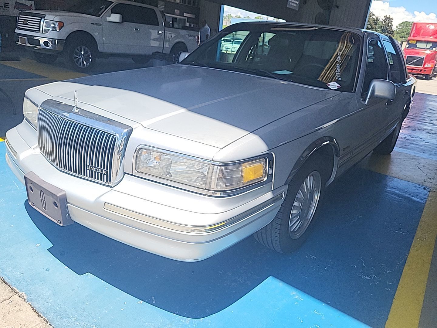 Lincoln Town Car