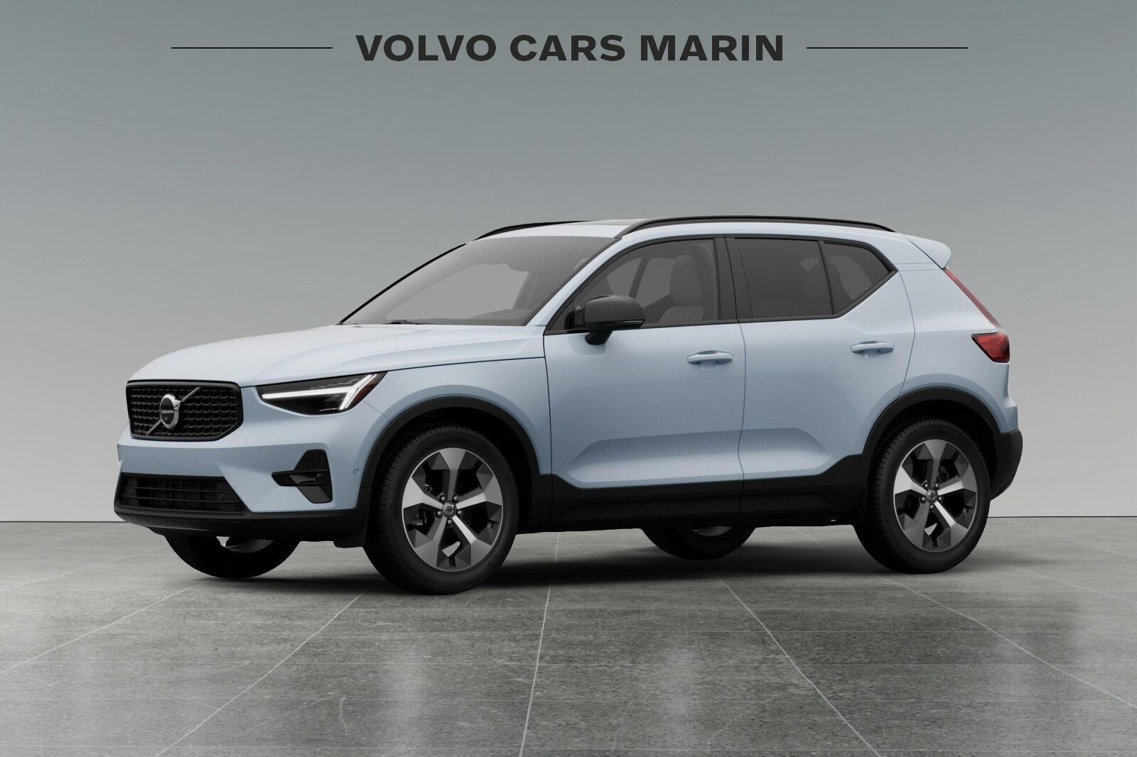 2026 VOLVO XC40