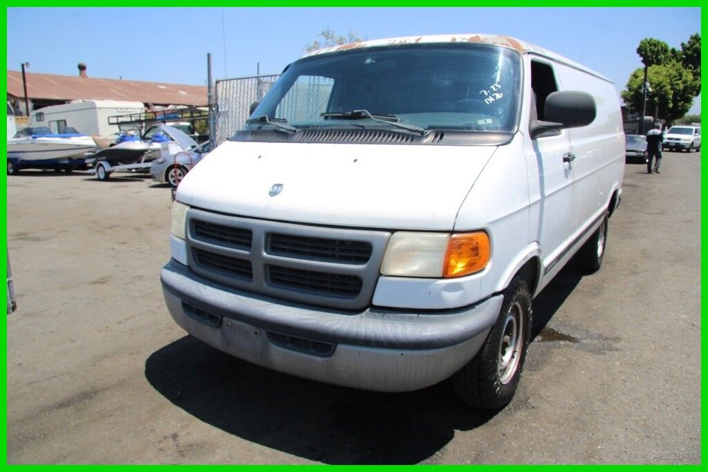 Dodge Ram Van