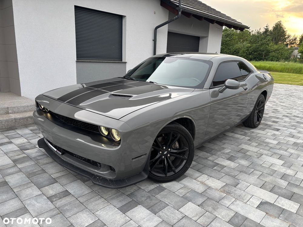 Dodge Challenger