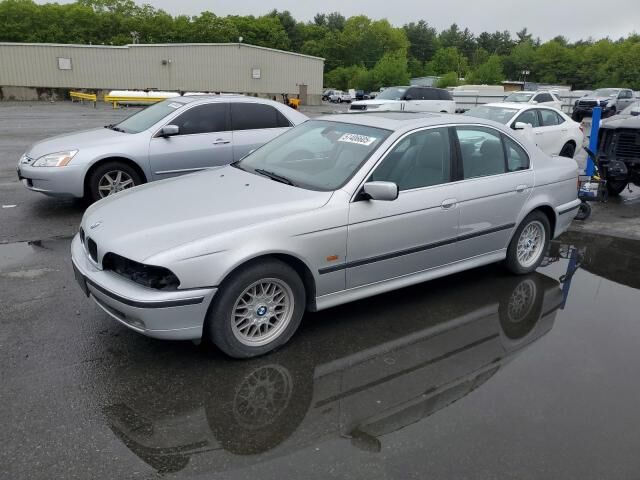 BMW 528i