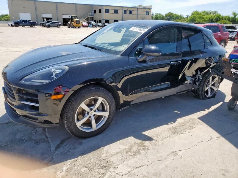 2020 PORSCHE Macan