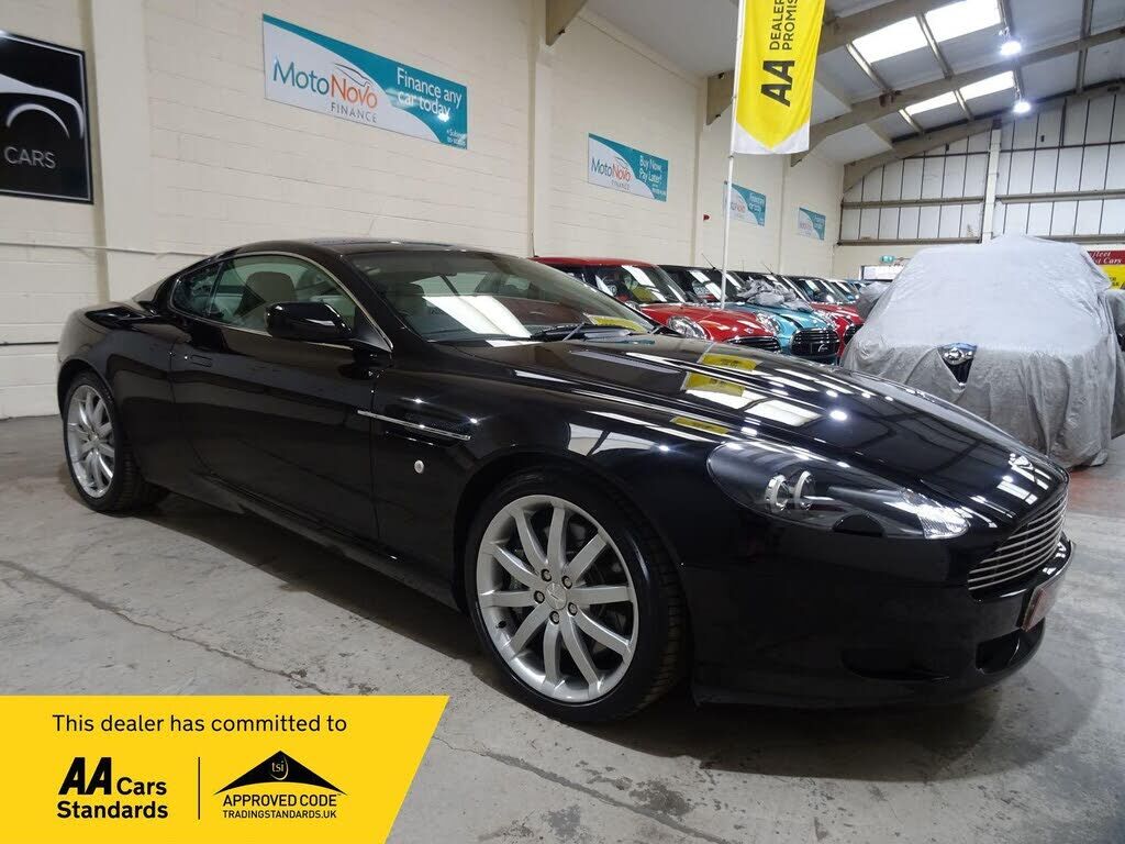 Aston Martin DB9