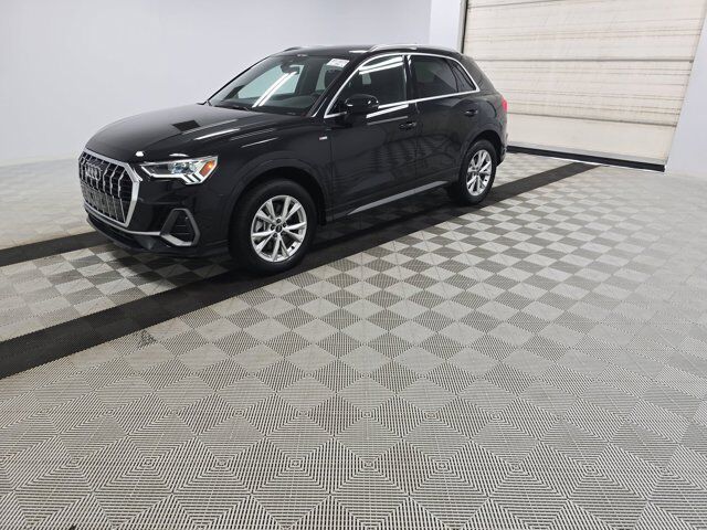2024 AUDI Q3