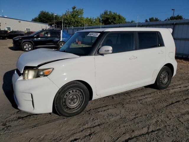 Toyota SCION xB