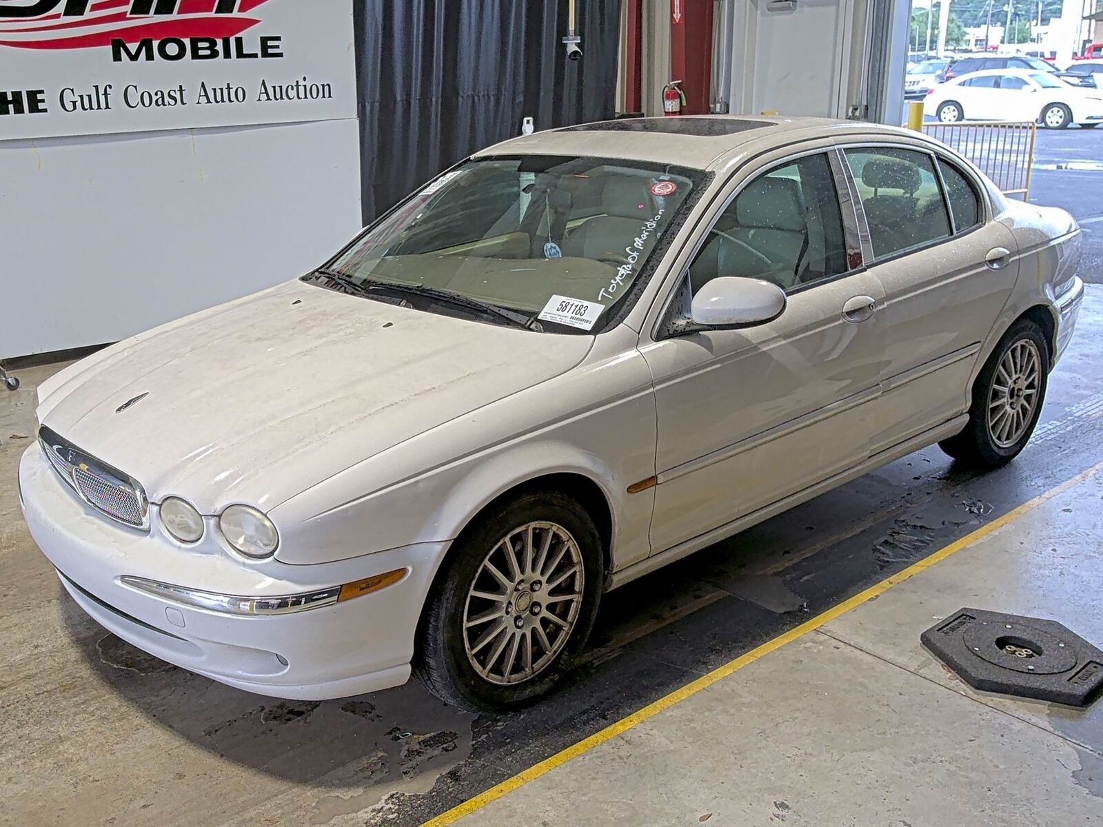 Jaguar X-Type
