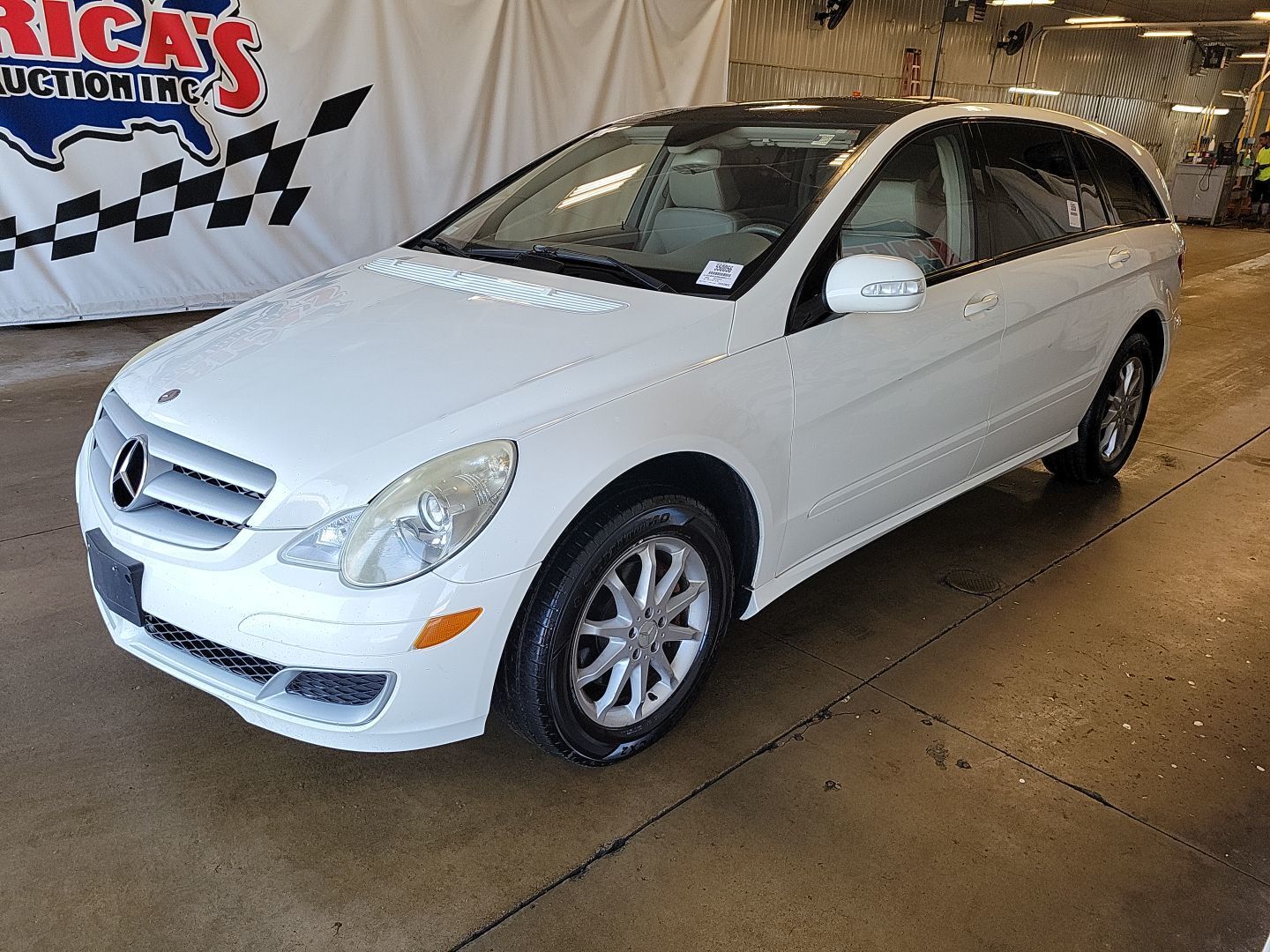 Mercedes-Benz R-Class