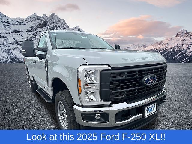 2025 FORD F-250