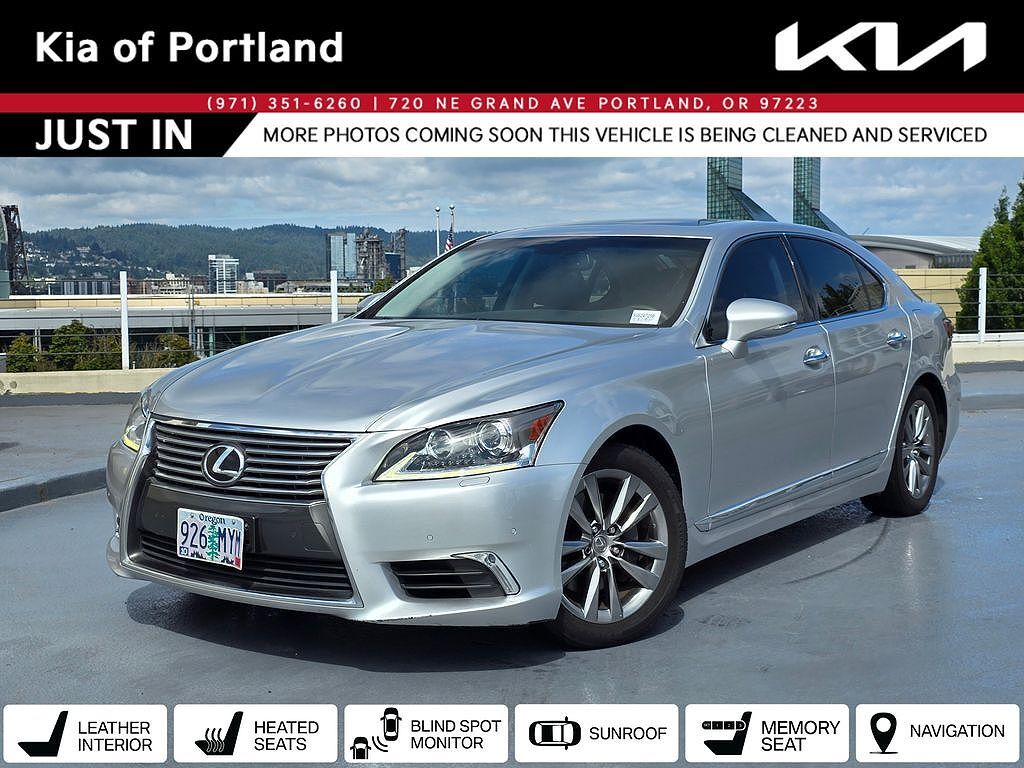 Lexus LS
