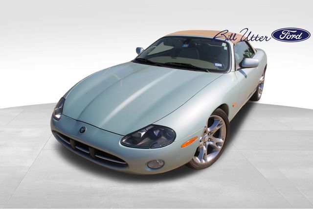 Jaguar XK8