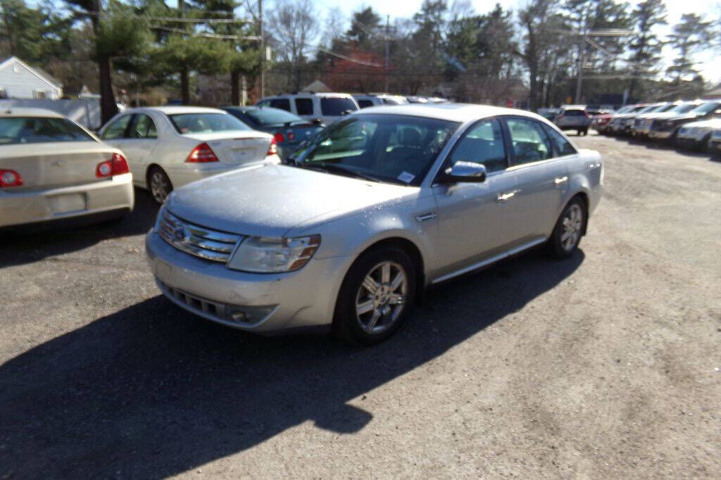 Ford Taurus
