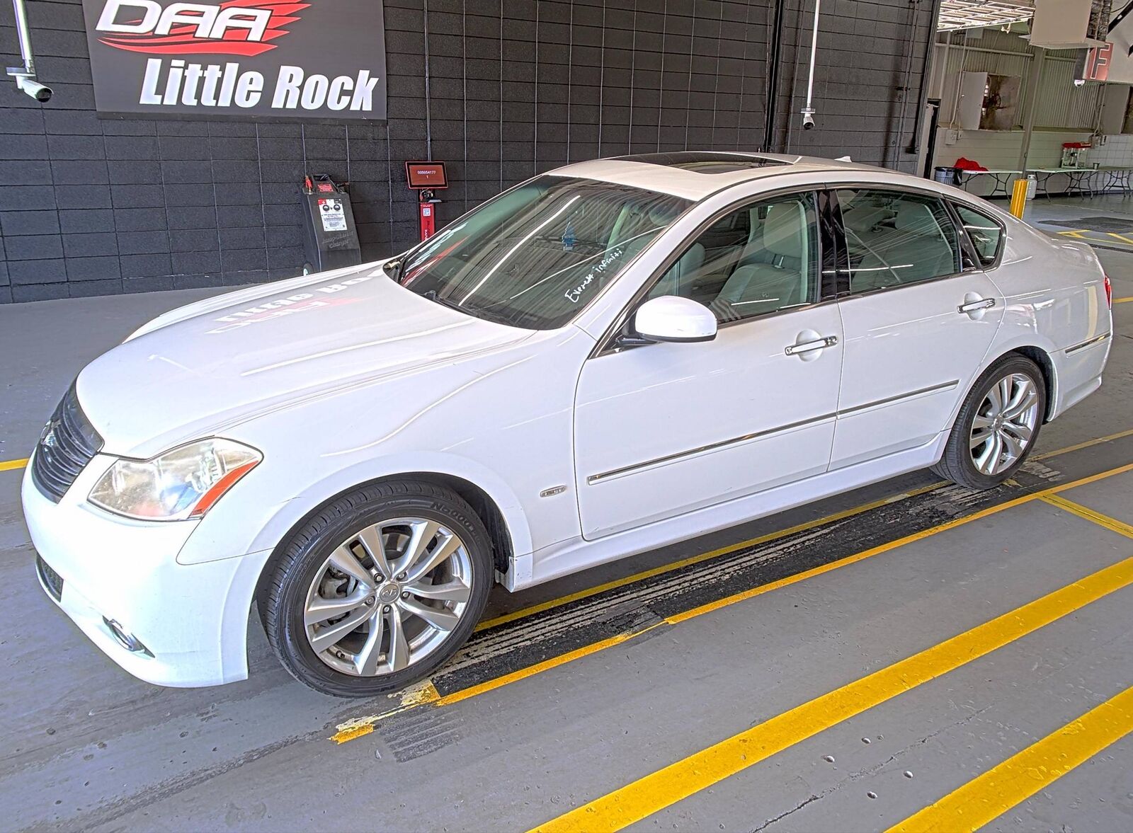 Infiniti M35