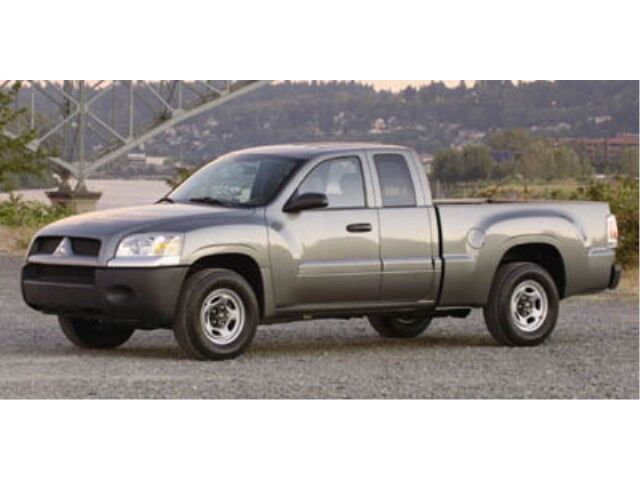 Mitsubishi Raider