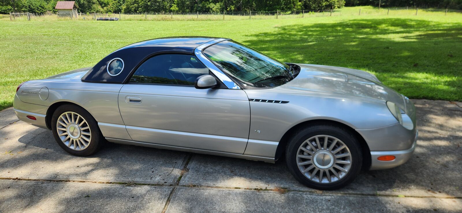 Ford Thunderbird