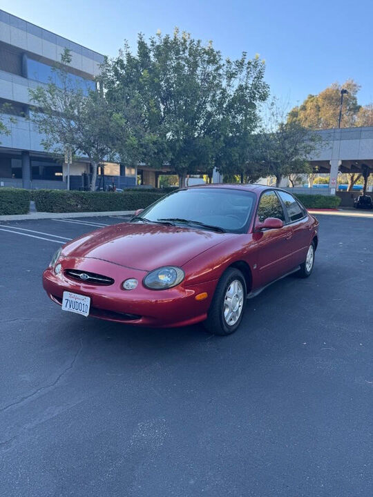 Ford Taurus